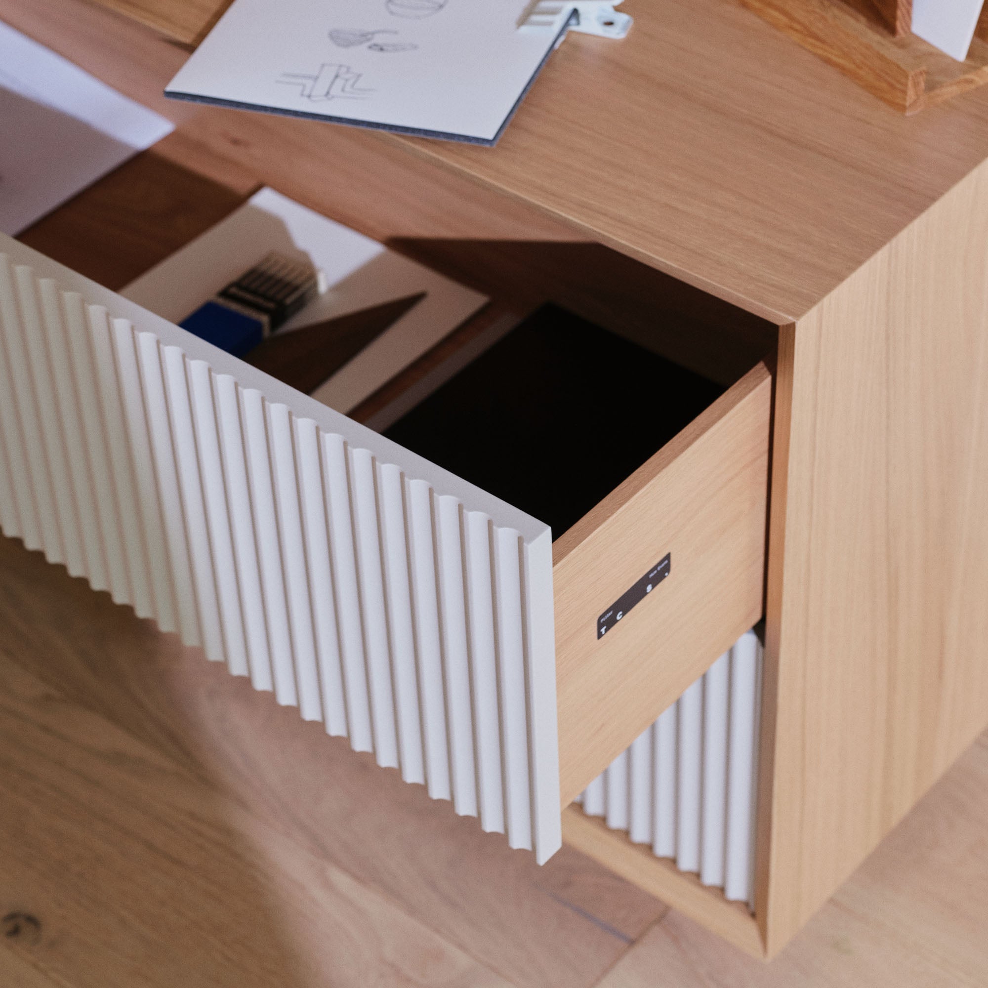Pillar 2-Drawer Unit Oak & Stone