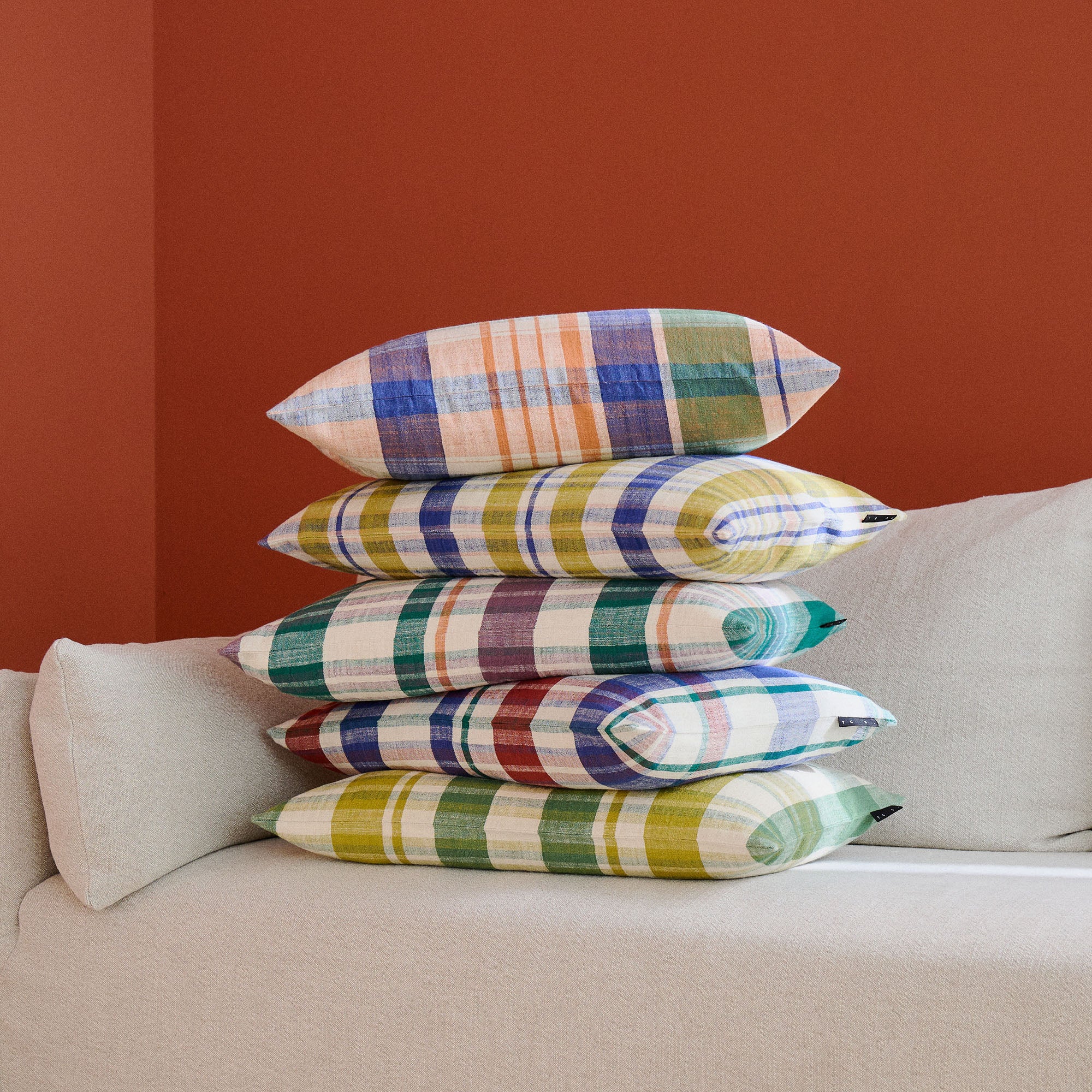 Marabar Cushion Cover Green & Chartreuse 40 x 60cm