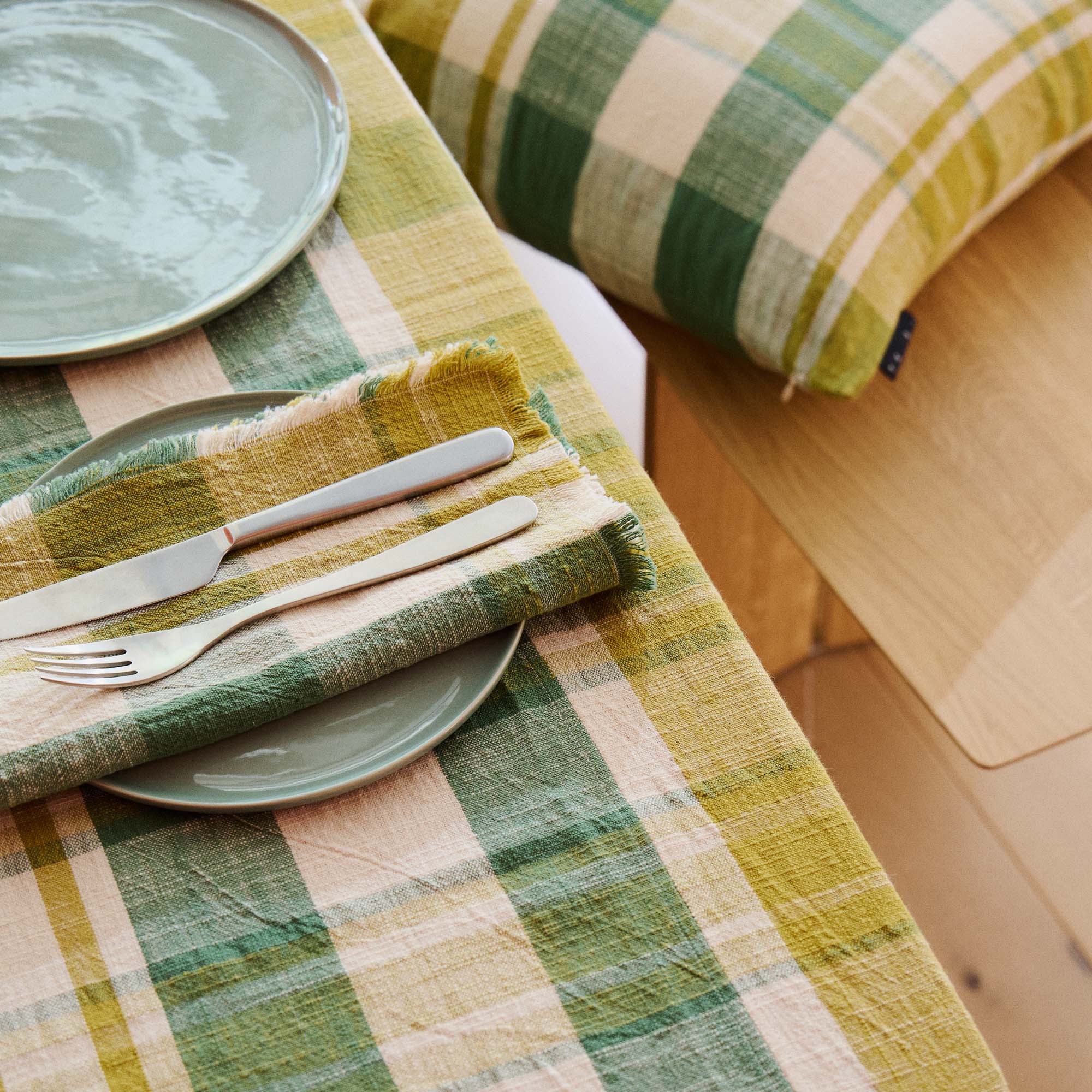 Marabar Tablecloth Green & Chartreuse 170 x 260cm