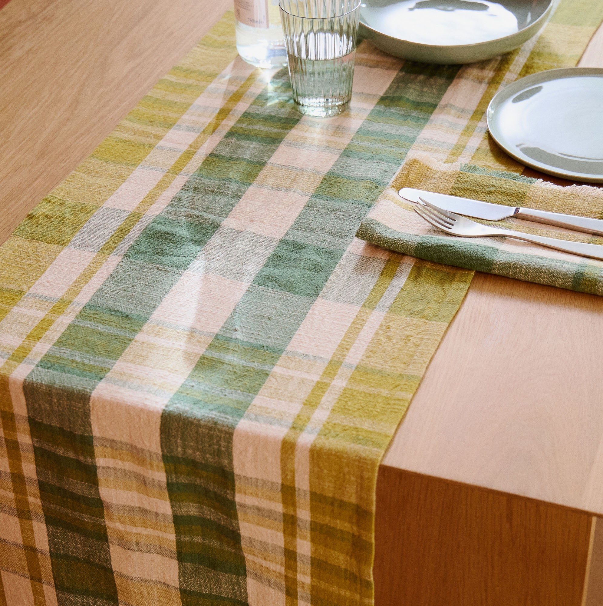 Marabar Table Runner Green & Chartreuse 260 x 40cm