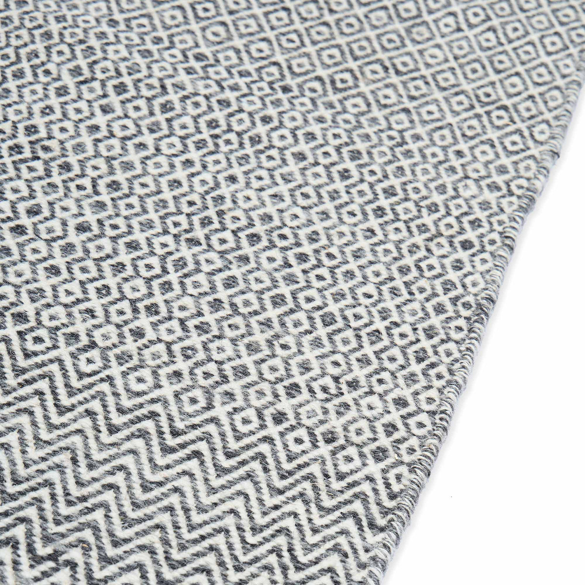 Mini Diamond Kilim Rug Charcoal & Pollen 200 x 300cm